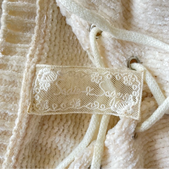 Sadie & Sage Chenille Sweater - Picture 4 of 4